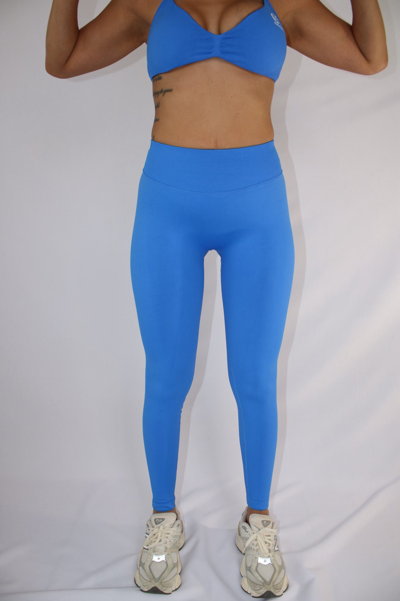 Mid-Waist Yoga Leggings Compression Butt-Lift Leggings Cobalt Blue