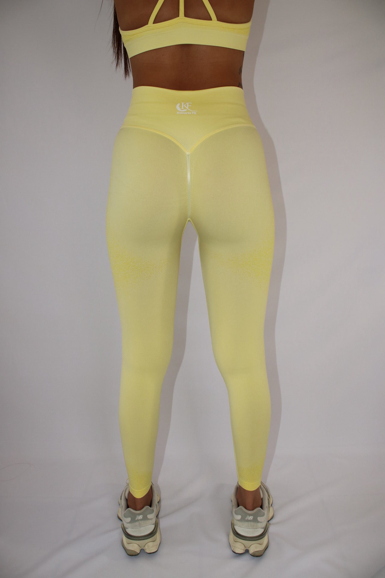 Mid-Waist Yoga Leggings Pastel Yellow